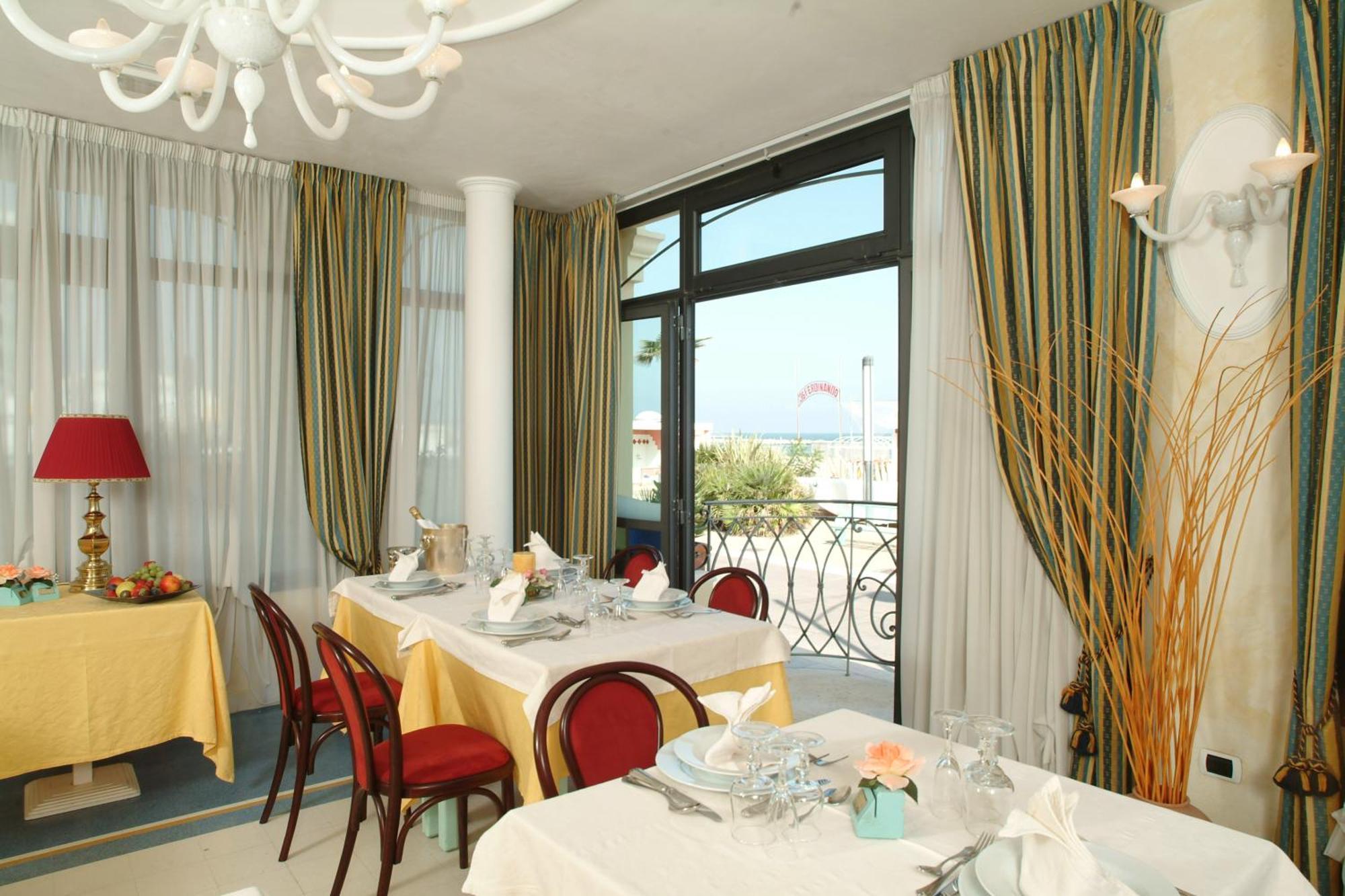 Hotel Bridge Bellaria-Igea Marina Exterior foto