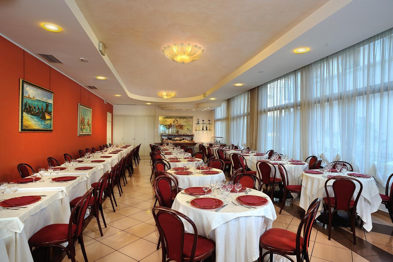 Hotel Bridge Bellaria-Igea Marina Exterior foto