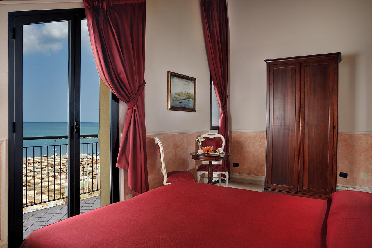 Hotel Bridge Bellaria-Igea Marina Exterior foto